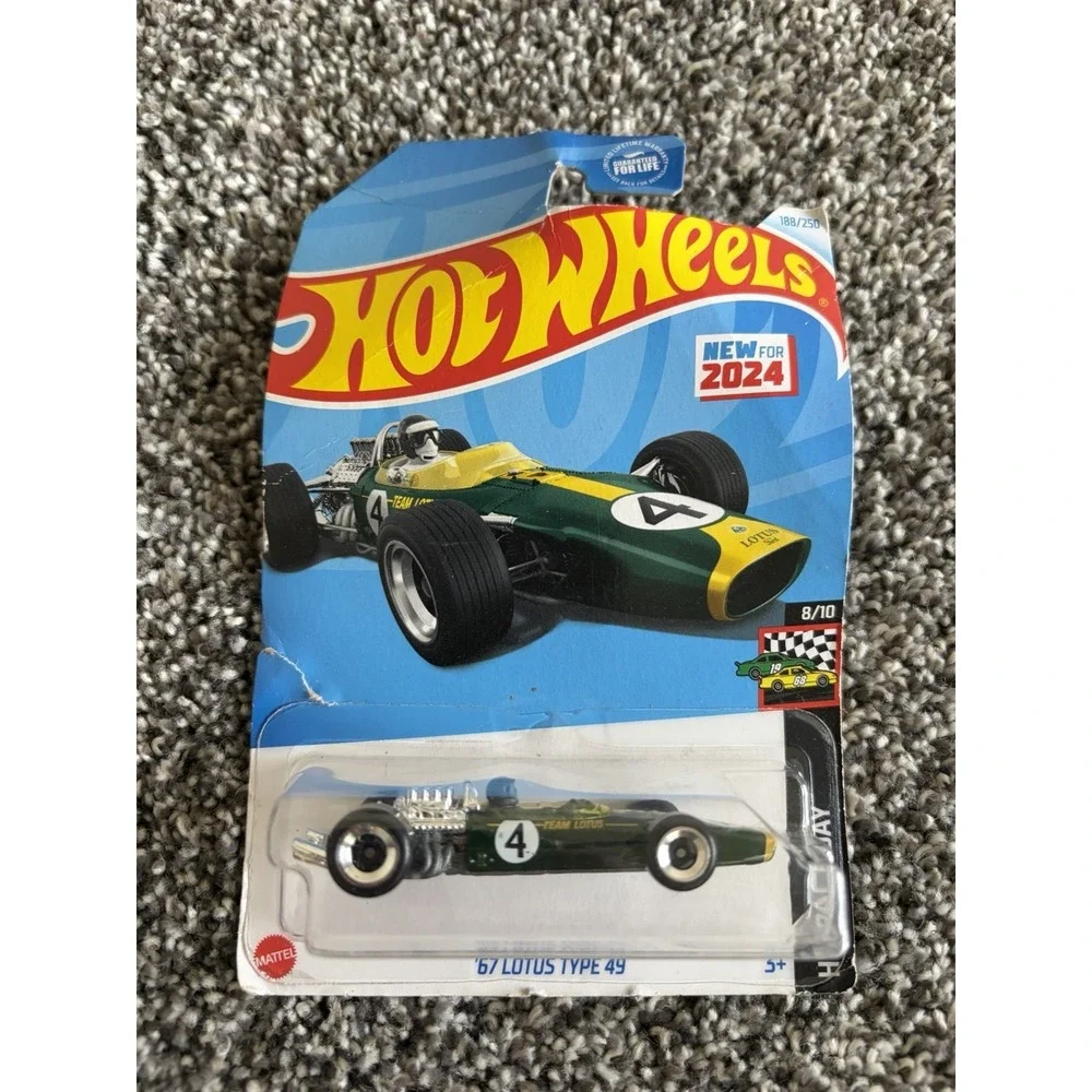 2024 HOT WHEELS 1:64 HW RACE DAY 8/10‎ GREEN '67 LOTUS TYPE 49 VARIANT WITH #4